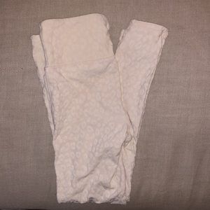 mono b white cheetah print leggings